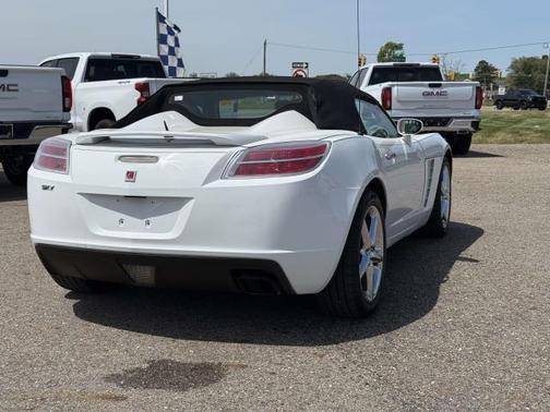 Polar White 2008 Saturn Sky Base