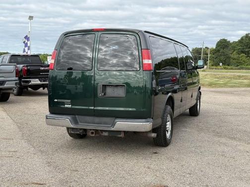 2016 Chevrolet Express 3500 LS