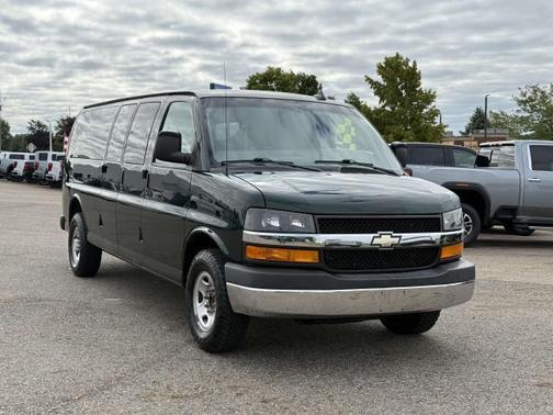 2016 Chevrolet Express 3500 LS