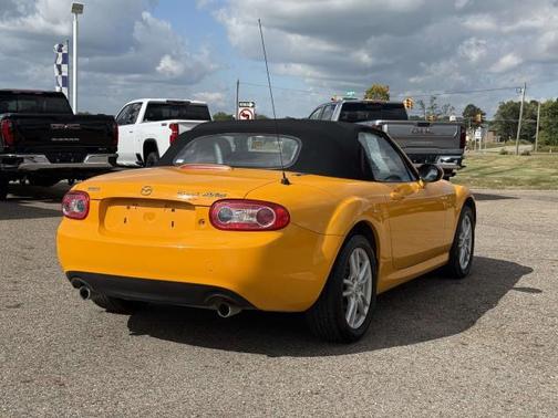 2009 Mazda MX-5 Miata Sport