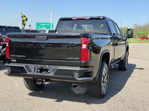 Black 2024 Chevrolet Silverado 2500 Custom