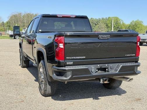 Black 2024 Chevrolet Silverado 2500 Custom