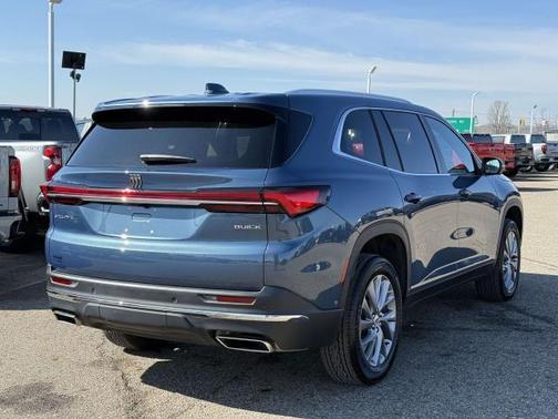 2025 Buick Enclave Preferred FWD