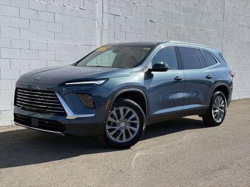 2025 Buick Enclave Preferred FWD