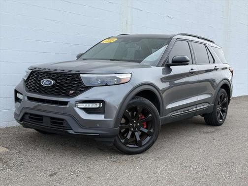 Carbonized Gray Metallic 2021 Ford Explorer ST