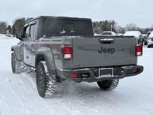 2023 Jeep Gladiator Willys 4x4