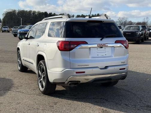 2018 GMC Acadia Denali