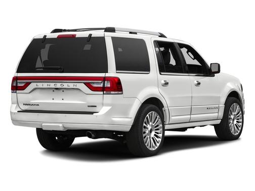 White Platinum Clearcoat Metallic 2017 Lincoln Navigator Select