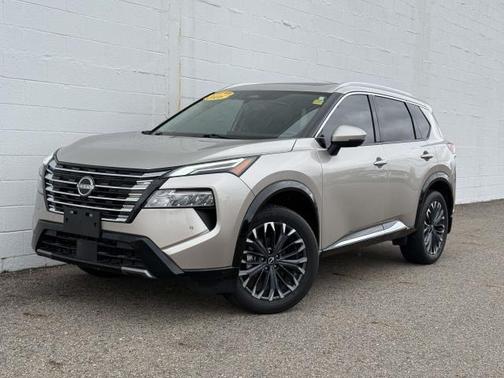 Champagne Silver Metallic 2026 Nissan Rogue Platinum