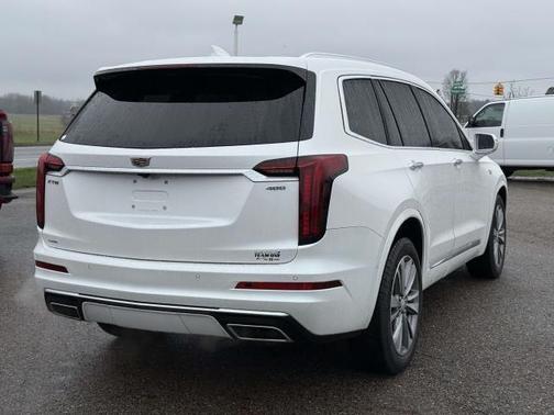 Crystal White Tricoat 2020 Cadillac XT6 Premium Luxury AWD