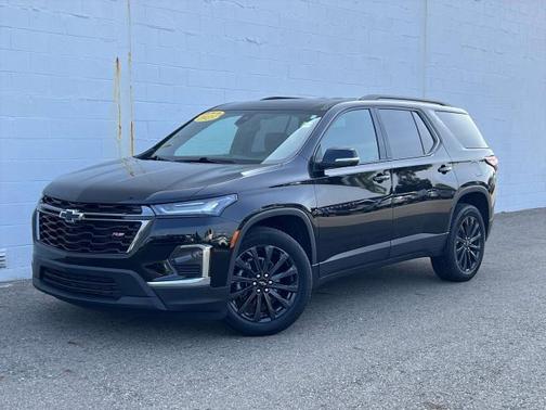 2023 Chevrolet Traverse RS