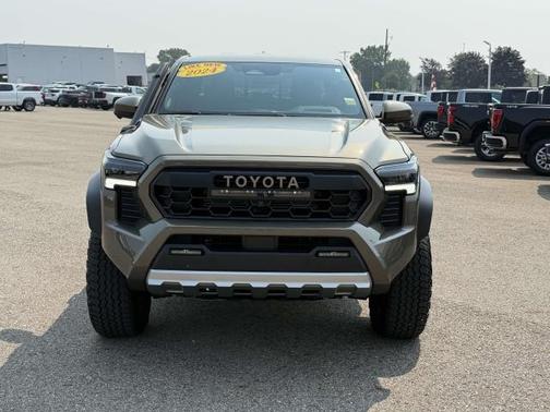 2024 Toyota Tacoma Hybrid Trailhunter