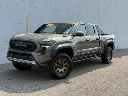 2024 Toyota Tacoma Hybrid Trailhunter