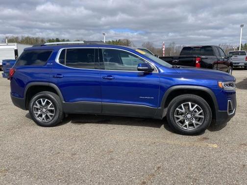 2023 GMC Acadia AWD SLE