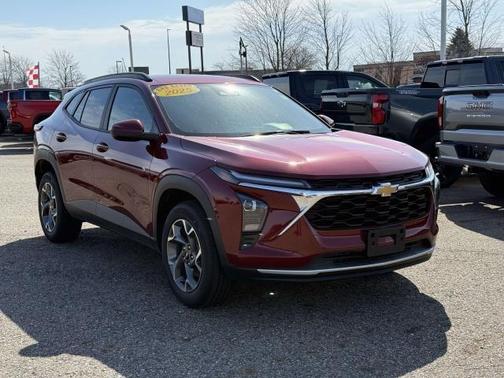 2025 Chevrolet Trax LT