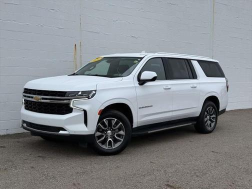 2023 Chevrolet Suburban LS