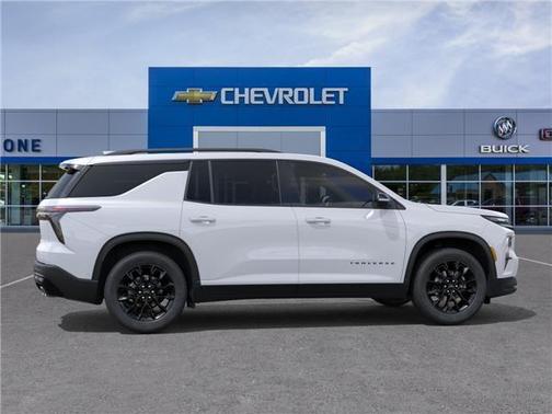 Summit White 2026 Chevrolet Traverse LT