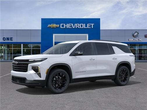 Summit White 2026 Chevrolet Traverse LT
