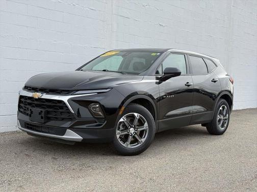 Black 2025 Chevrolet Blazer 2LT
