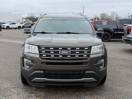 Caribou Metallic 2016 Ford Explorer XLT