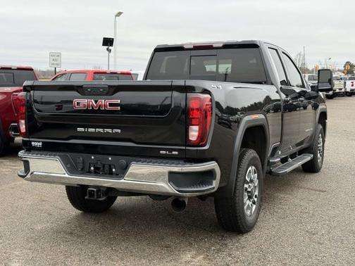 2022 GMC Sierra 2500 SLE