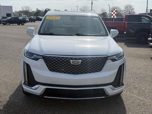 Crystal White Tricoat 2020 Cadillac XT6 Premium Luxury AWD