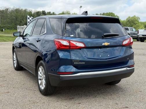 Pacific Blue Metallic 2019 Chevrolet Equinox 1LT