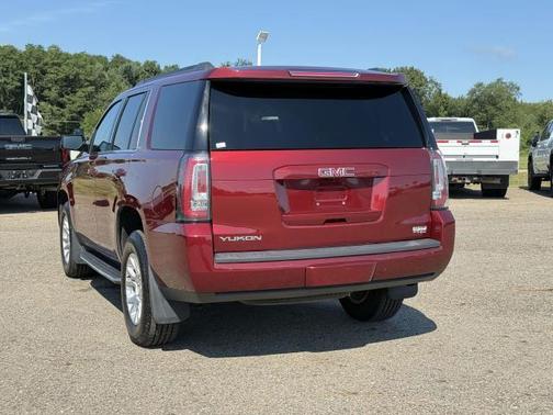 2017 GMC Yukon SLT