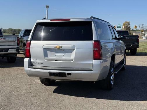 2019 Chevrolet Suburban LT