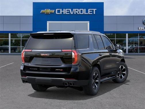 2025 GMC Yukon 4WD AT4