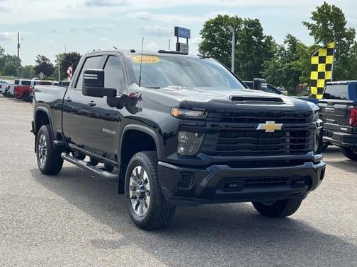 2024 Chevrolet Silverado 2500 Custom