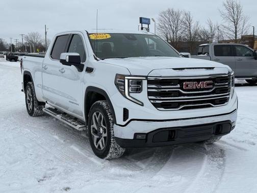 2024 GMC Sierra 1500 SLT