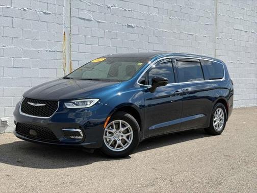 2025 Chrysler Pacifica L