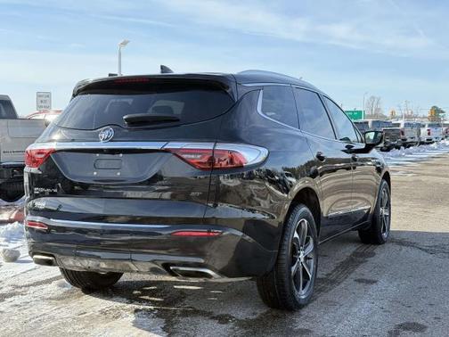 2022 Buick Enclave AWD Essence