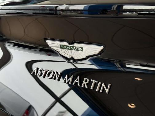 2018 Aston Martin DB11 Base