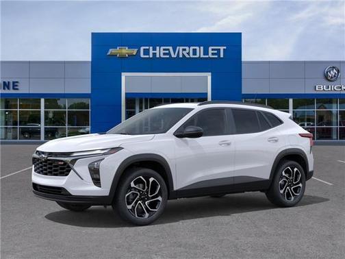 Summit White 2026 Chevrolet Trax FWD 2RS