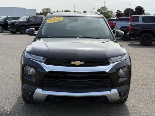 Mosaic Black Metallic 2022 Chevrolet Trailblazer LT