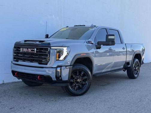 Thunderstorm Gray 2024 GMC Sierra 2500 AT4