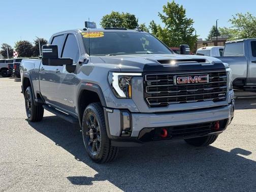 Thunderstorm Gray 2024 GMC Sierra 2500 AT4