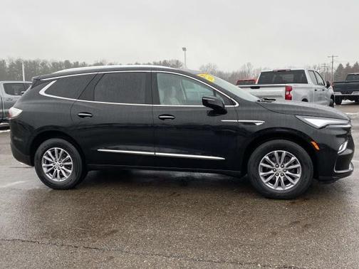 2024 Buick Enclave Essence AWD