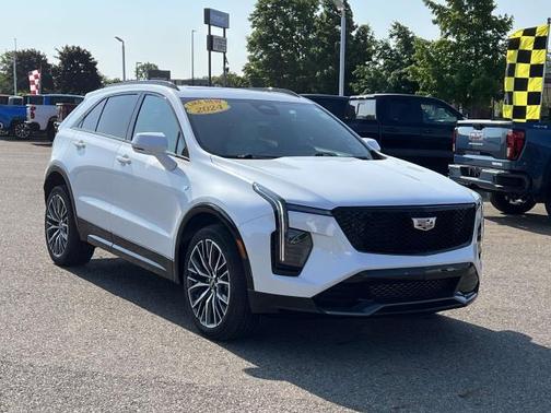 2024 Cadillac XT4 Sport