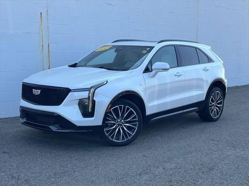 2024 Cadillac XT4 Sport