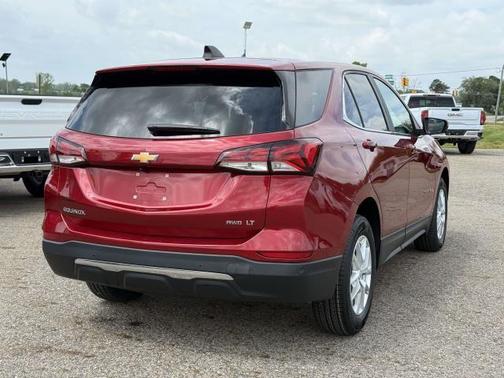 Radiant Red Tintcoat 2024 Chevrolet Equinox 1LT