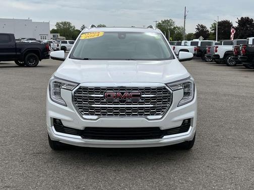 2024 GMC Terrain Denali