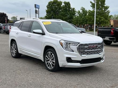 2024 GMC Terrain Denali