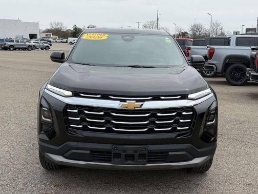 Mosaic Black Metallic 2026 Chevrolet Equinox 1LT