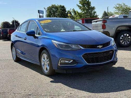 Kinetic Blue Metallic 2017 Chevrolet Cruze LT