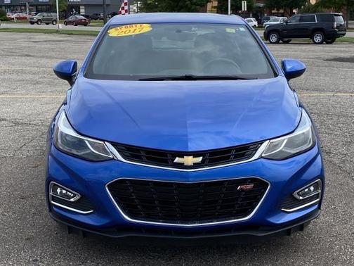 Kinetic Blue Metallic 2017 Chevrolet Cruze LT