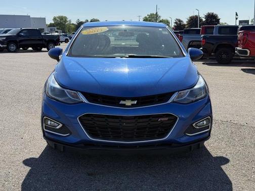 Kinetic Blue Metallic 2017 Chevrolet Cruze LT