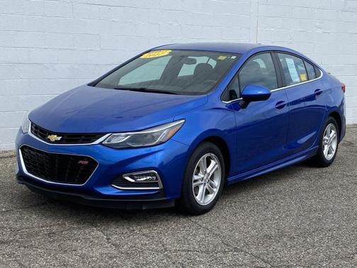 Kinetic Blue Metallic 2017 Chevrolet Cruze LT